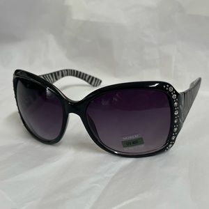 NEW WOMENS 400 UV PROTECTION SUNGLASSES